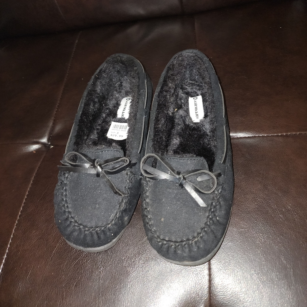Girls Airwalk Moccasins size 3M